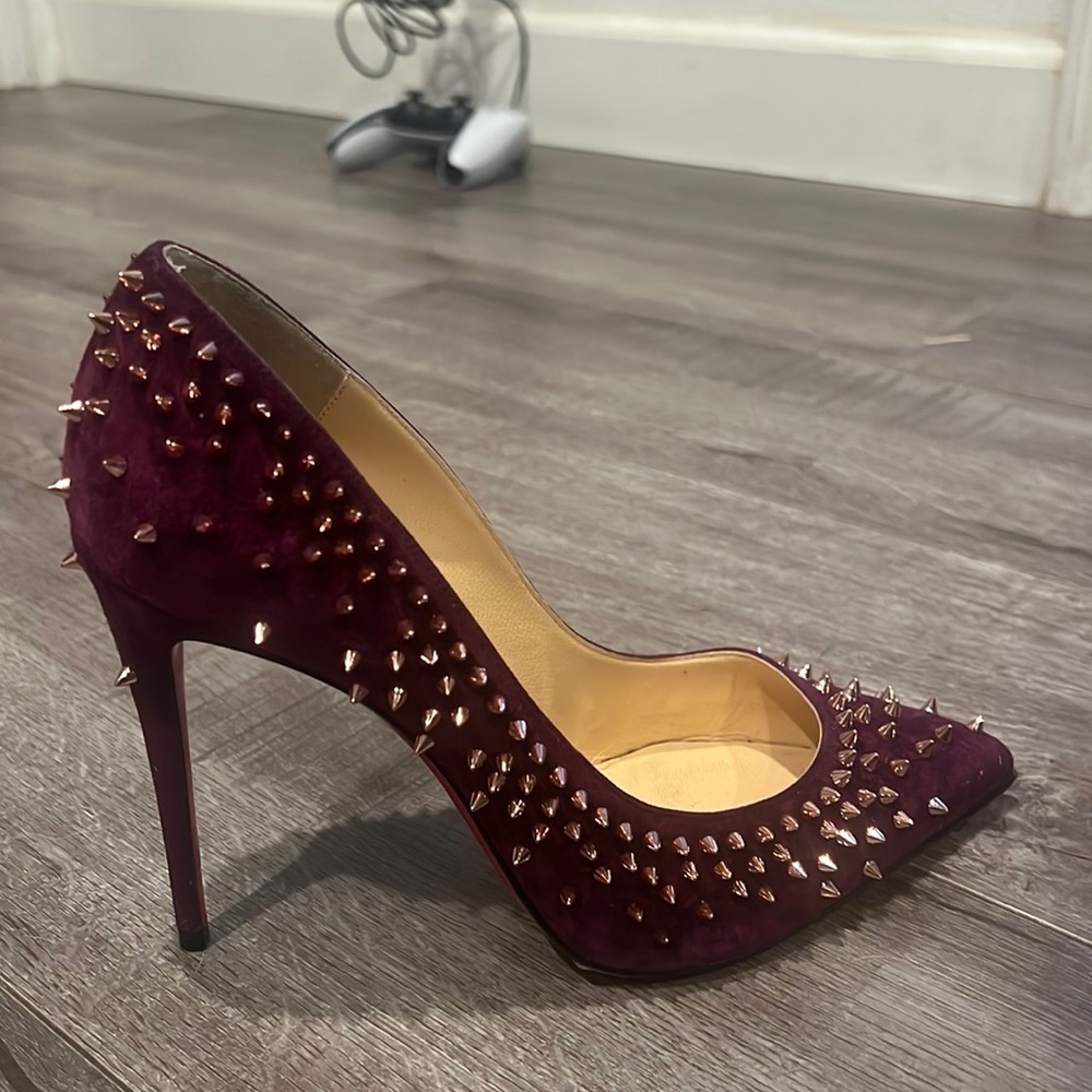 Beautiful purple and gold Christian Louboutin heels!